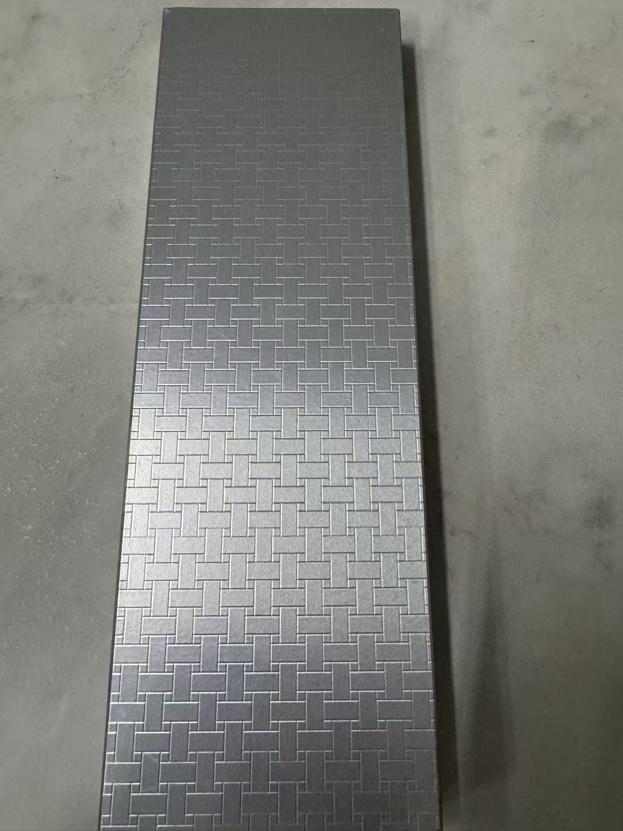 CASAWAVE Alu-Clad ENF plywood board cross-section showing solid core and aluminium cladding