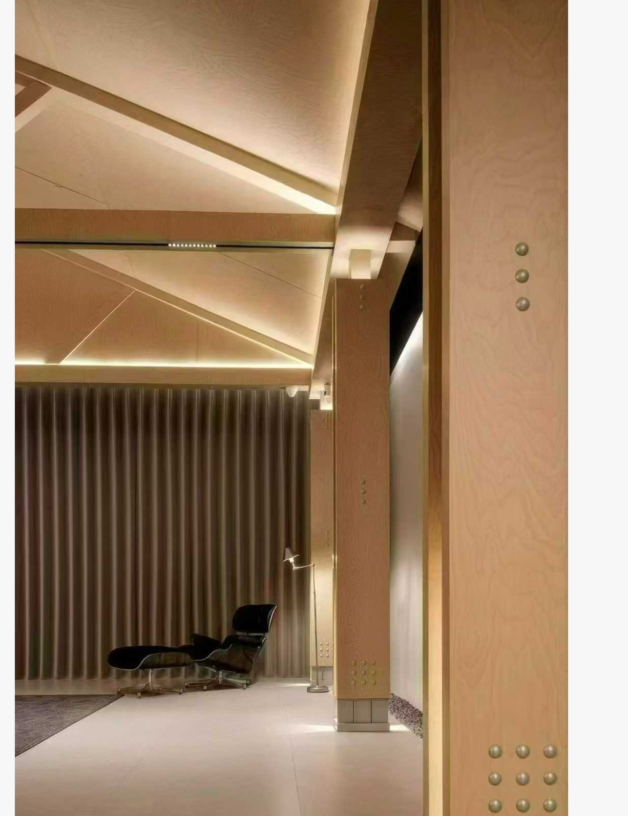 Seamless integration of floor, wall panels, and cabinets